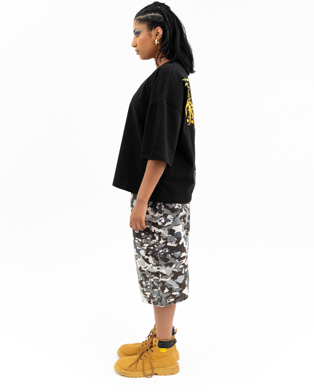 Kolshecan Tee – Arabic-Inspired